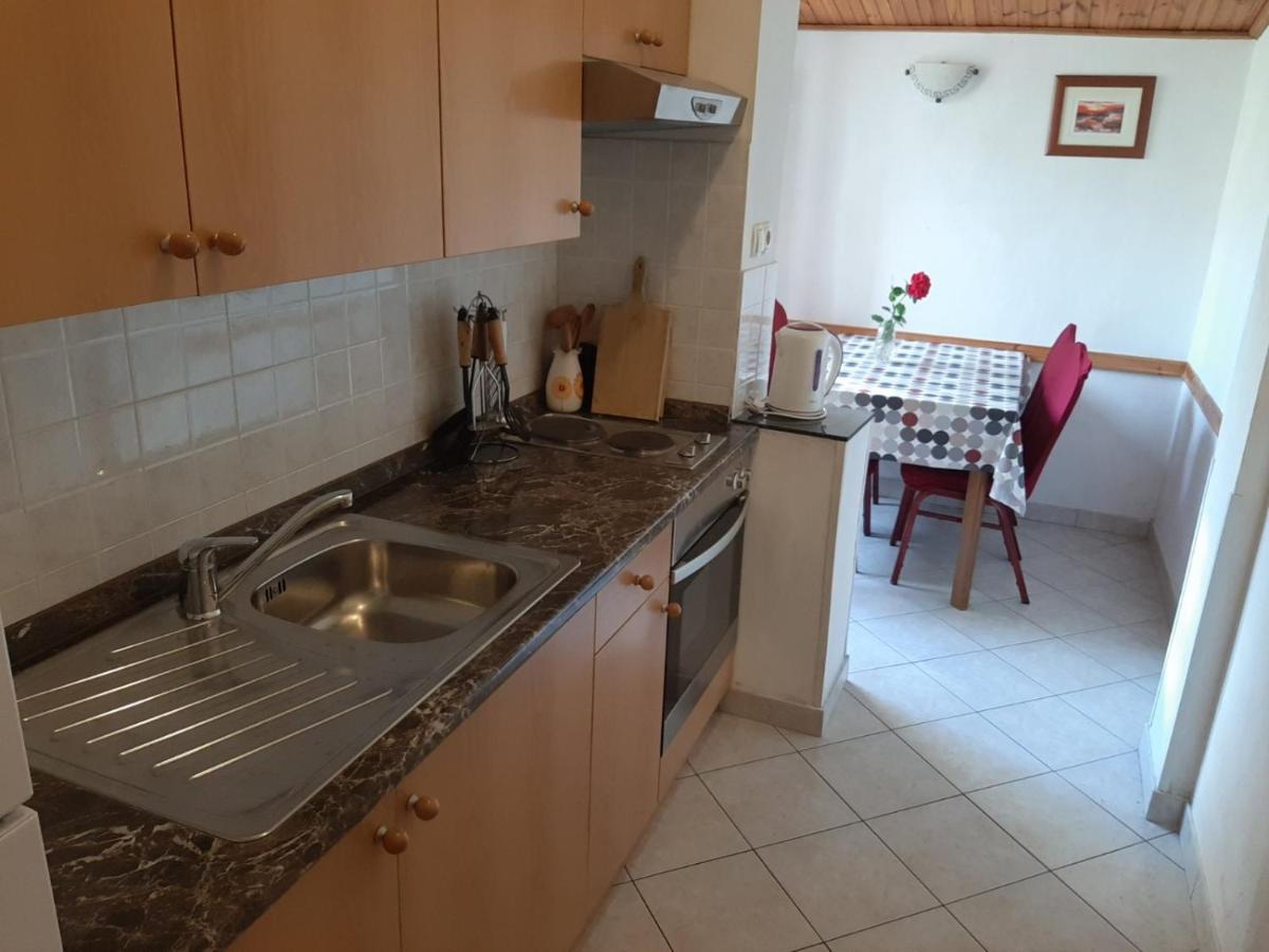 Apartment Spanjol Anka Rab Town Buitenkant foto
