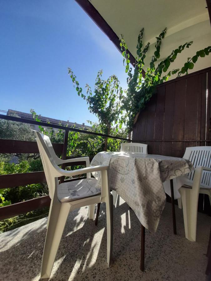 Apartment Spanjol Anka Rab Town Buitenkant foto
